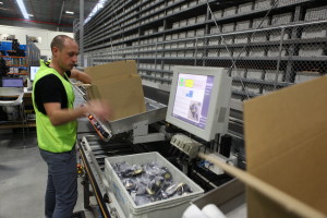 Shimano Australia&rsquo;s new warehouse picking orders